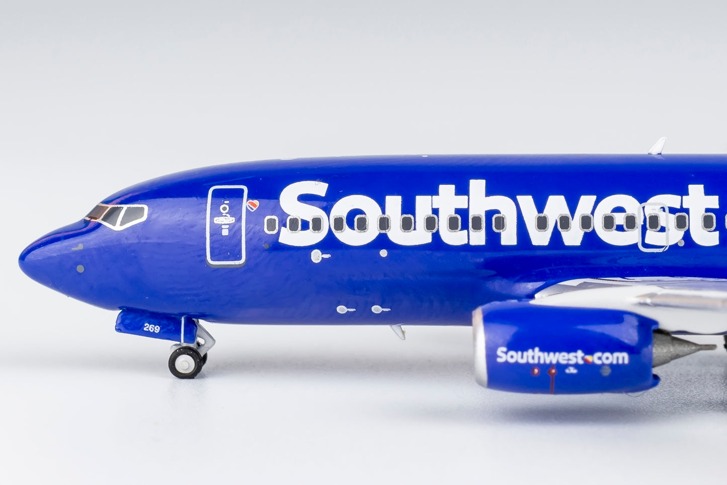 Southwest Airlines 737-700 Heart Livery N221WN NG Models 1:400
