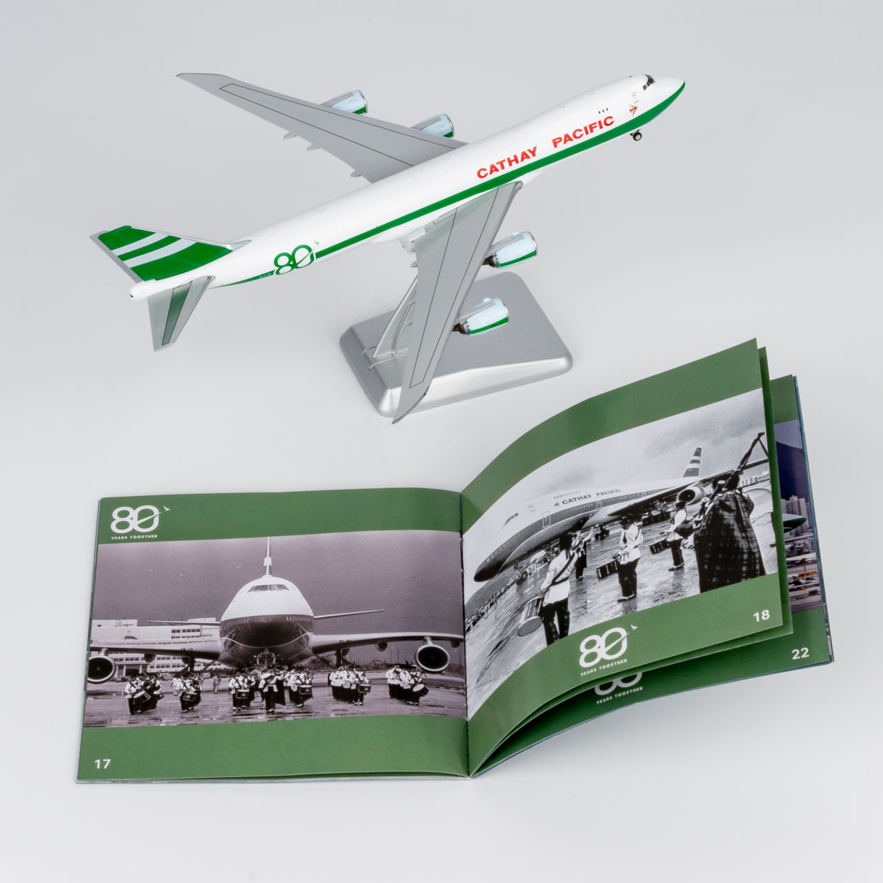 (Ultimate) Cathay Pacific 747-8F "80th Anniversary" B-LJE NG Models 1:400