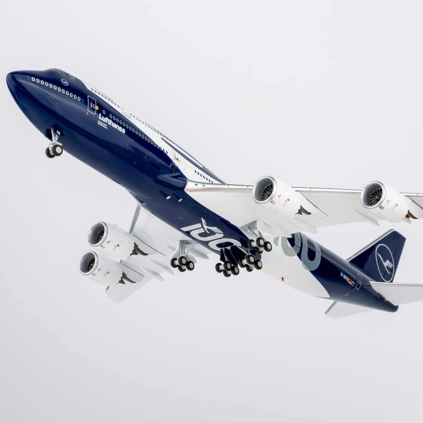 (Ultimate) Lufthansa 747-8 "100 Years" D-ABYN NG Models 1:400