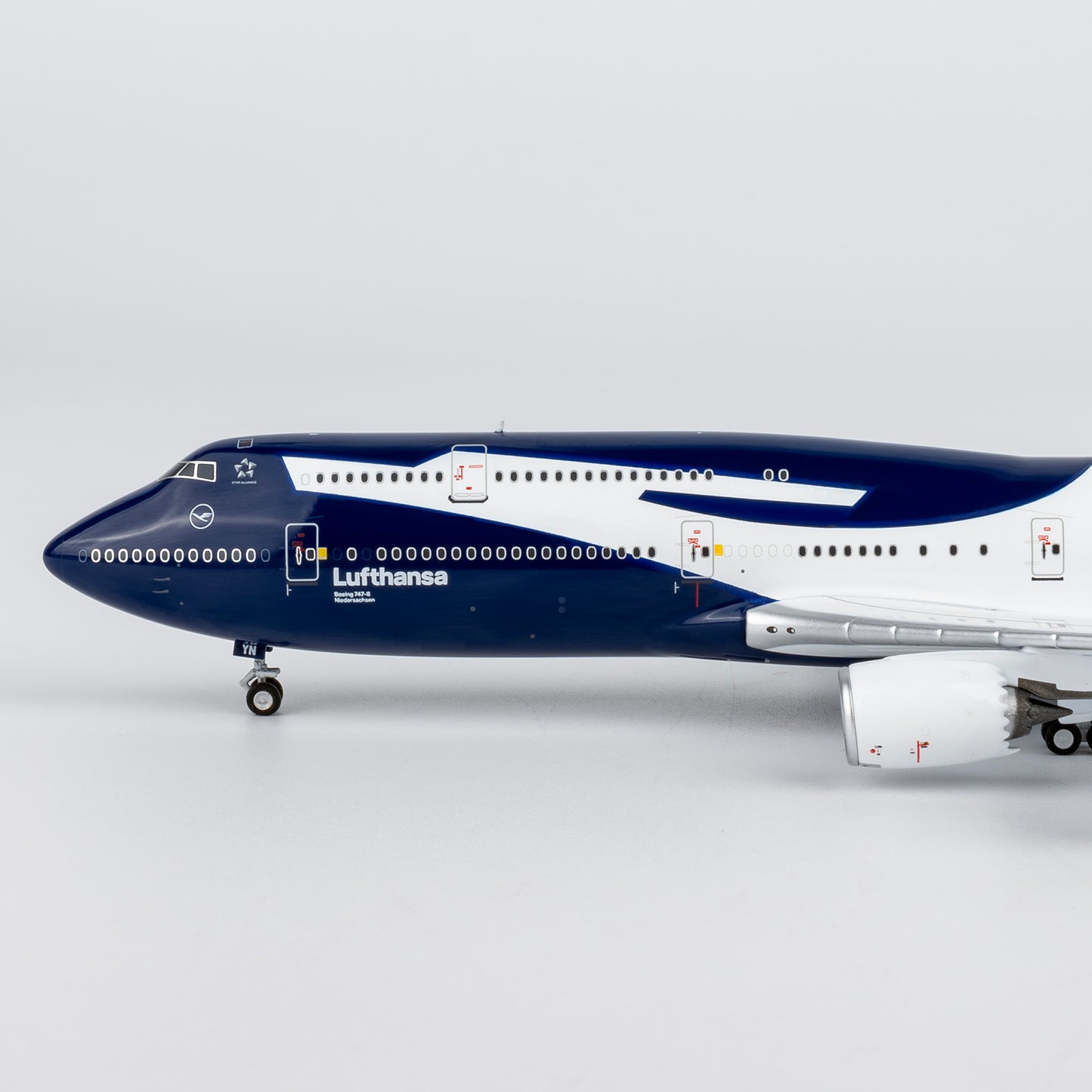 Lufthansa 747-8 "100 Years" D-ABYN NG Models 1:400