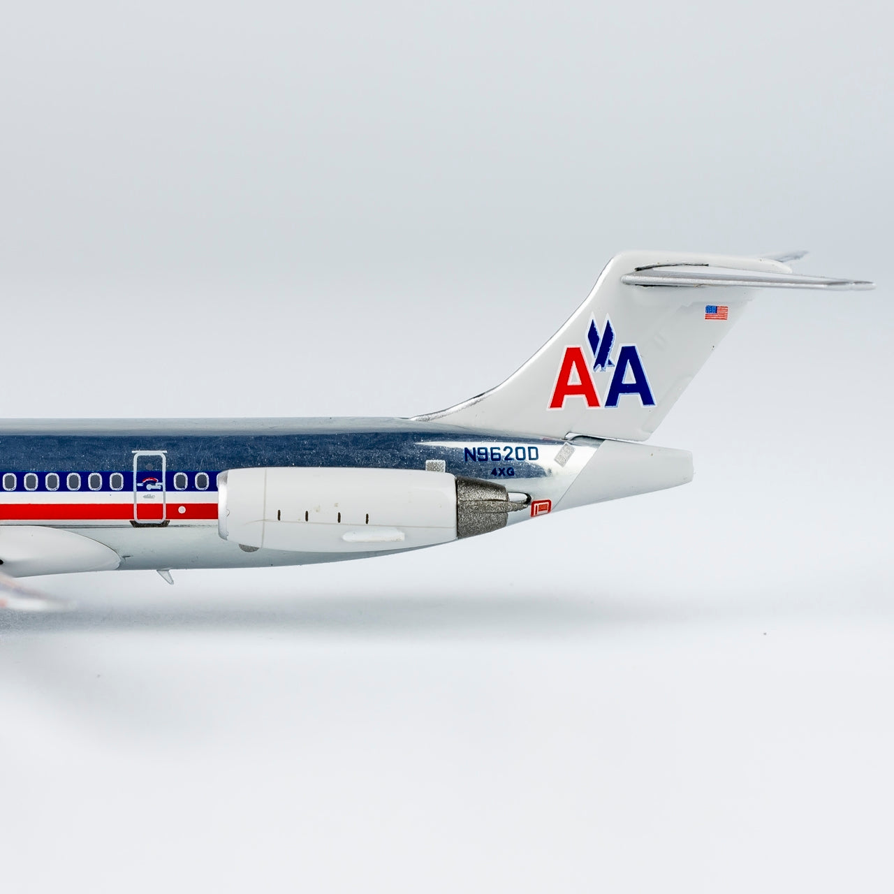 American Airlines MD-83 N9620D NG Models 1:400