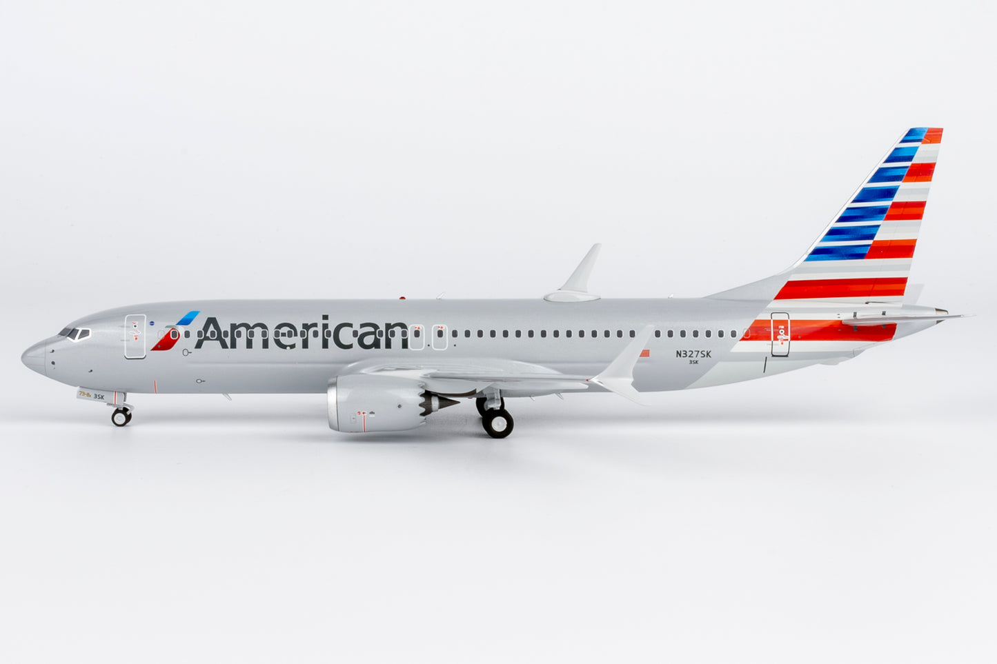 American Airlines 737 MAX 8 N327SK NG Models 1:200