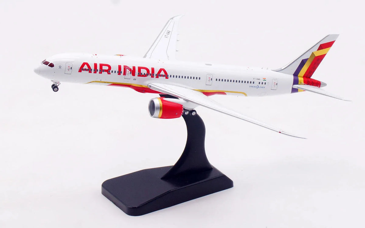 Air India 787-9 Dreamliner VT-AWA AV400