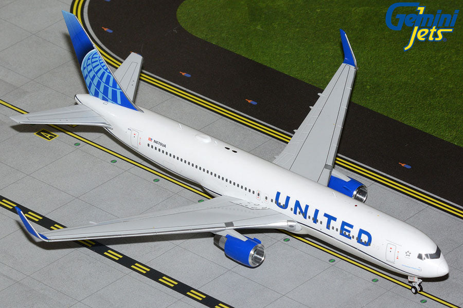 United Airlines 767-300ER N670UA Gemini Jets 1:200