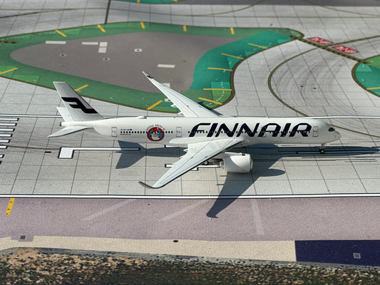 Finnair "Santa" A350-900 OH-LWA PandaModel 1:400