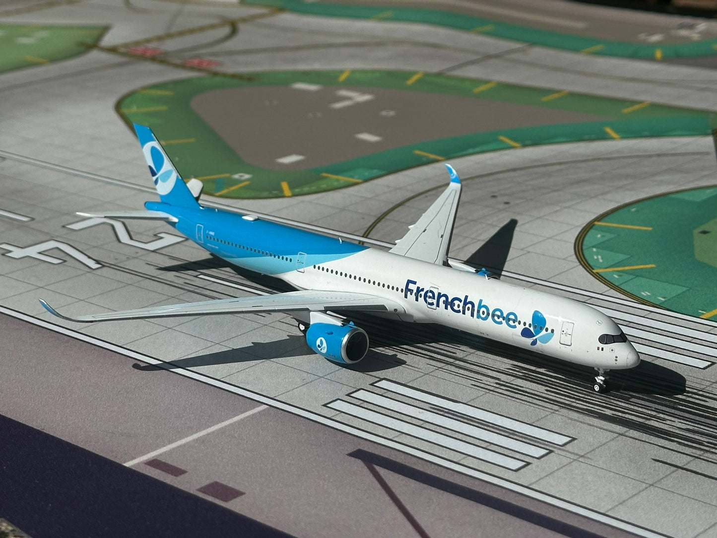 French Bee A350-1000 F-HMIB Aero Polaris 1:400