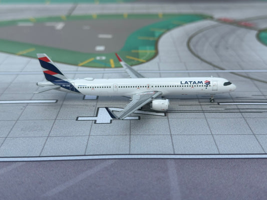 LATAM A321neo PS-LBA Phoenix Models 1:400