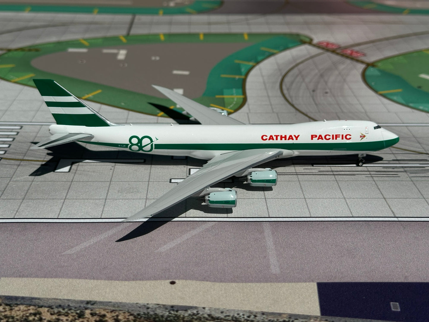 Cathay Pacific Cargo 747-8F "80th Anniversary" B-LJE Phoenix Models 1:400