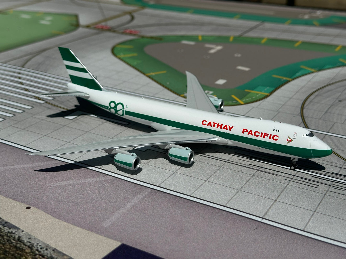 Cathay Pacific Cargo 747-8F "80th Anniversary" B-LJE Phoenix Models 1:400