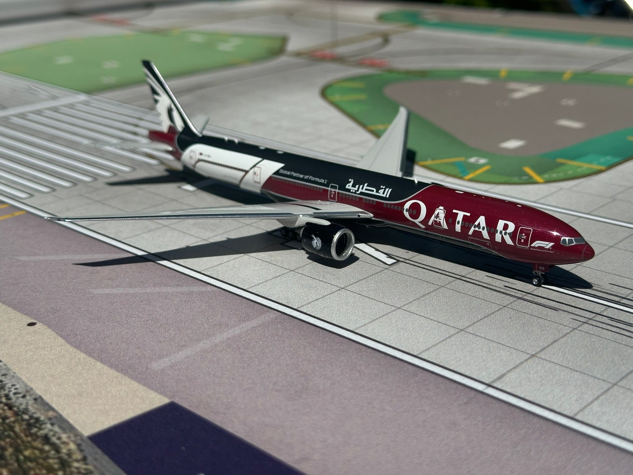 Qatar Airways 777-300ER 