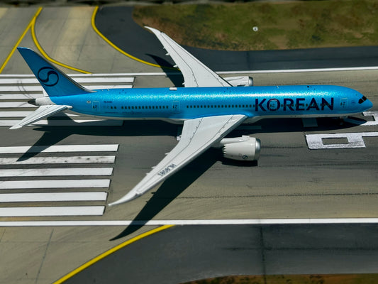 Korean Air 787-9 Dreamliner HL8081 AV400