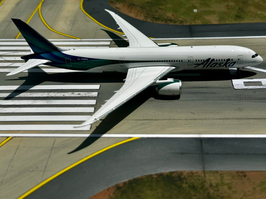 Alaska Airlines 787-9 Dreamliner N784HA Phoenix Models 1:400