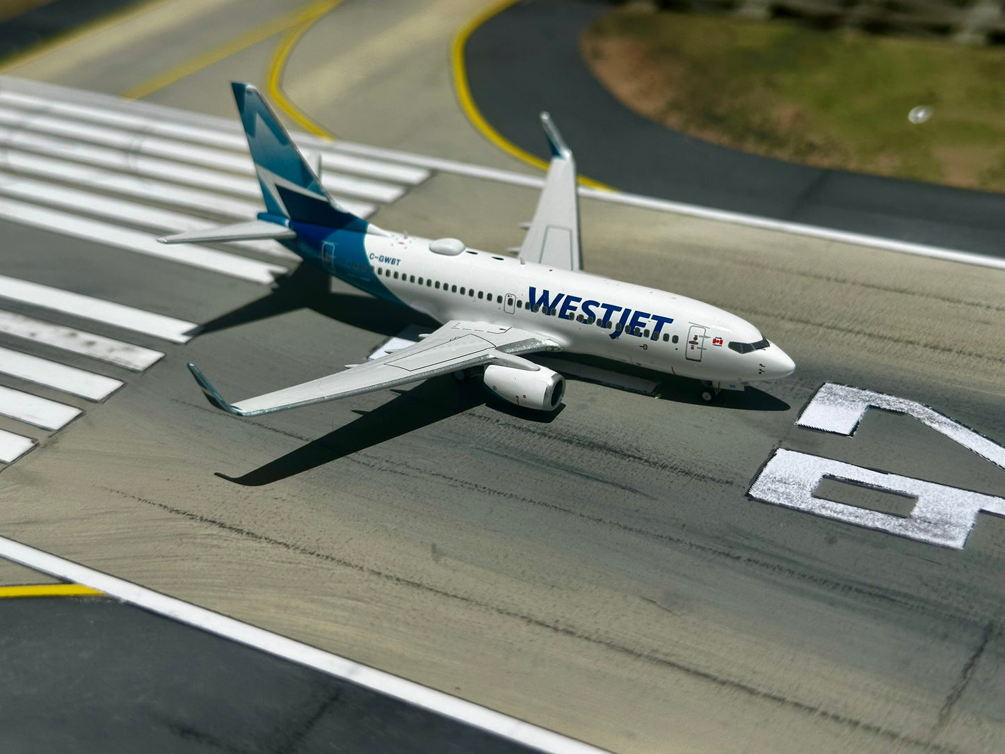 WestJet 737-700 C-GWBT C Model 1:400