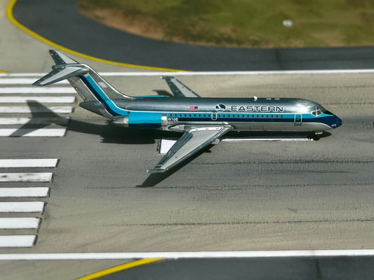 Eastern Airlines DC-9 N8910E V1:400 1:400