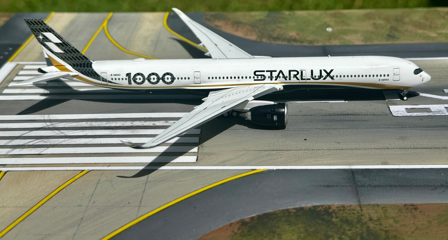 Starlux Airlines A350-1000 B-58552 Aero Polaris 1:400