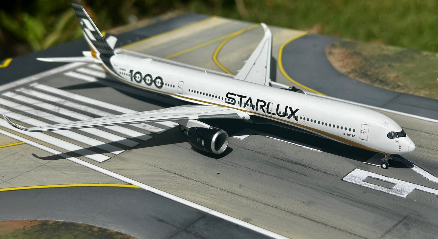 Starlux Airlines A350-1000 B-58552 Aero Polaris 1:400