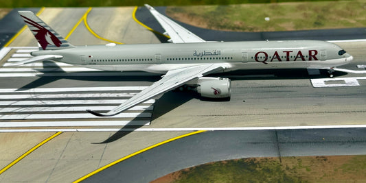Qatar Airways A350-1000 A7-AOA Aero Polaris 1:400