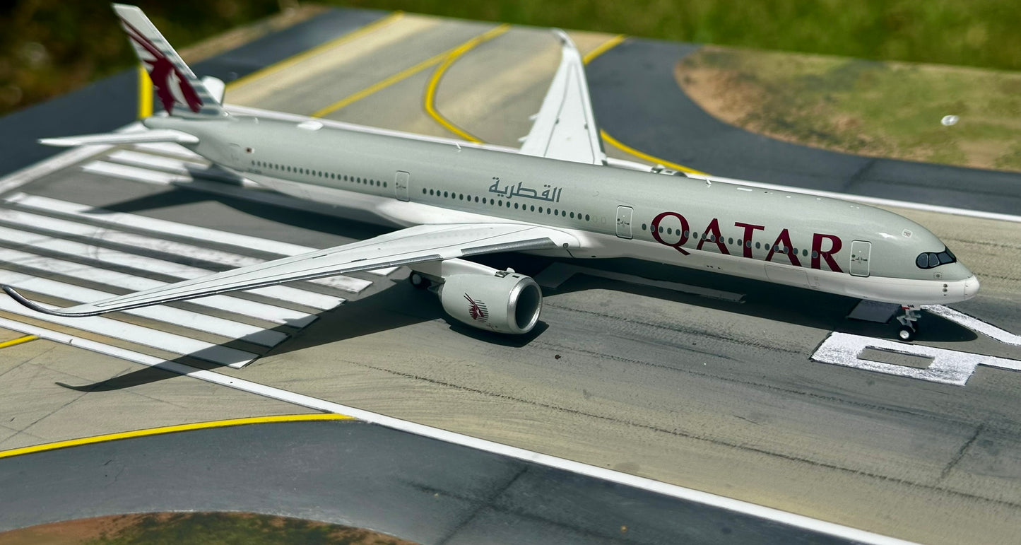 Qatar Airways A350-1000 A7-AOA Aero Polaris 1:400