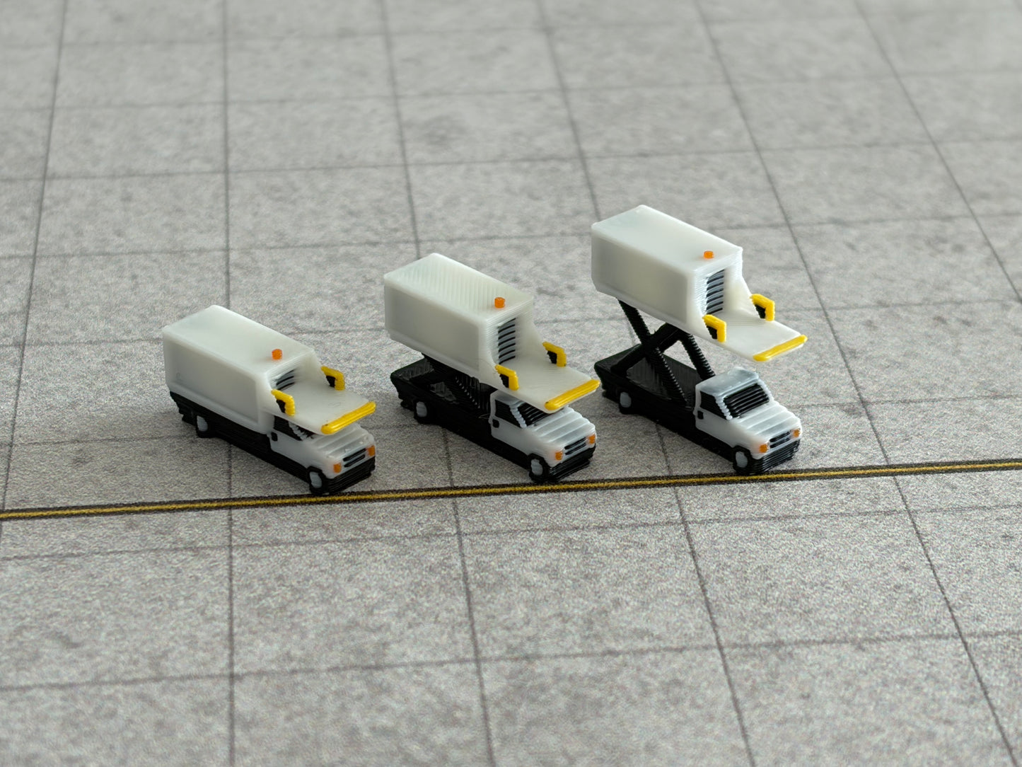 1:400 *NEW* Standard Catering Truck Set (6 piece)