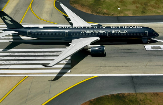 Starlux A350-1000 "Airsorayama Silver" B-58553 Phoenix Models 1:400