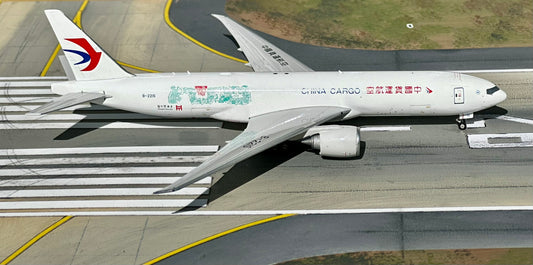 China Cargo Airlines 777-200F "Shanghai Museum" B-221S Phoenix Models 1:400