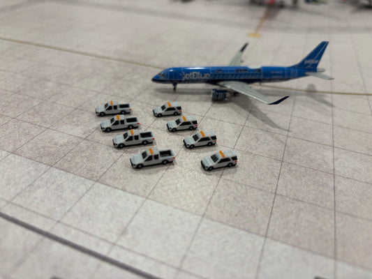 1:400 Airport Operations Vehicles Set (8 piece)