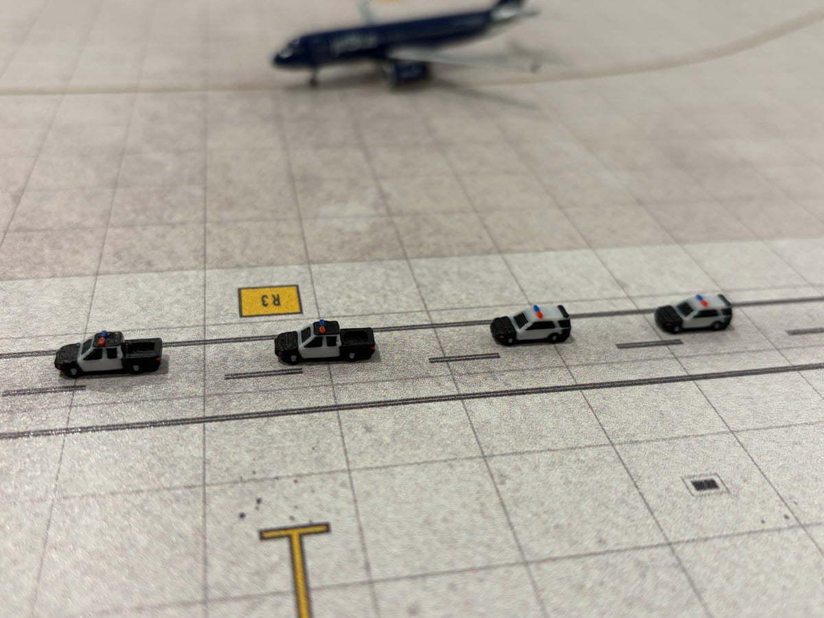 1:400 Airport Police Vehicles Set (8 piece)