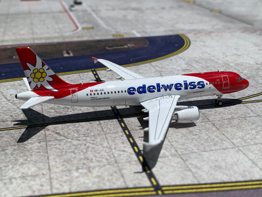 Edelweiss A320-200 HB-JJL Phoenix Models 1:400