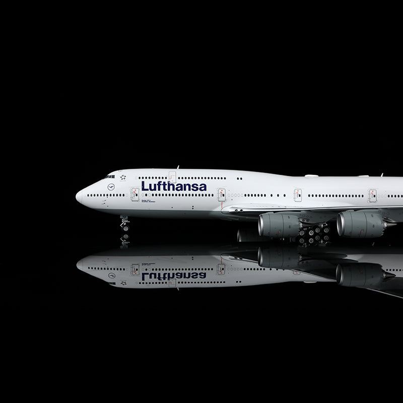 Lufthansa 747-8 D-ABYP SQ Wings 1:200