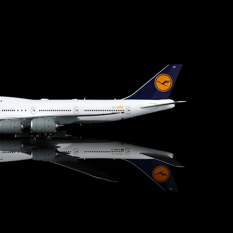 Lufthansa 747-8 D-ABYP SQ Wings 1:200