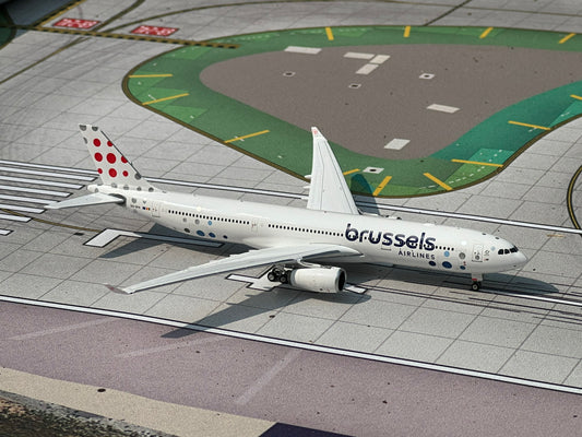 Brussels Airlines A330-300 OO-SFH Phoenix Models 1:400