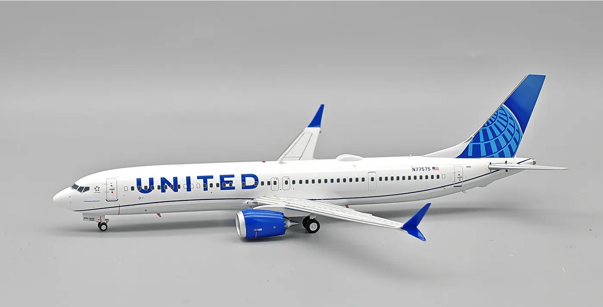 United Airlines 737 MAX 9 N77575 InFlight200
