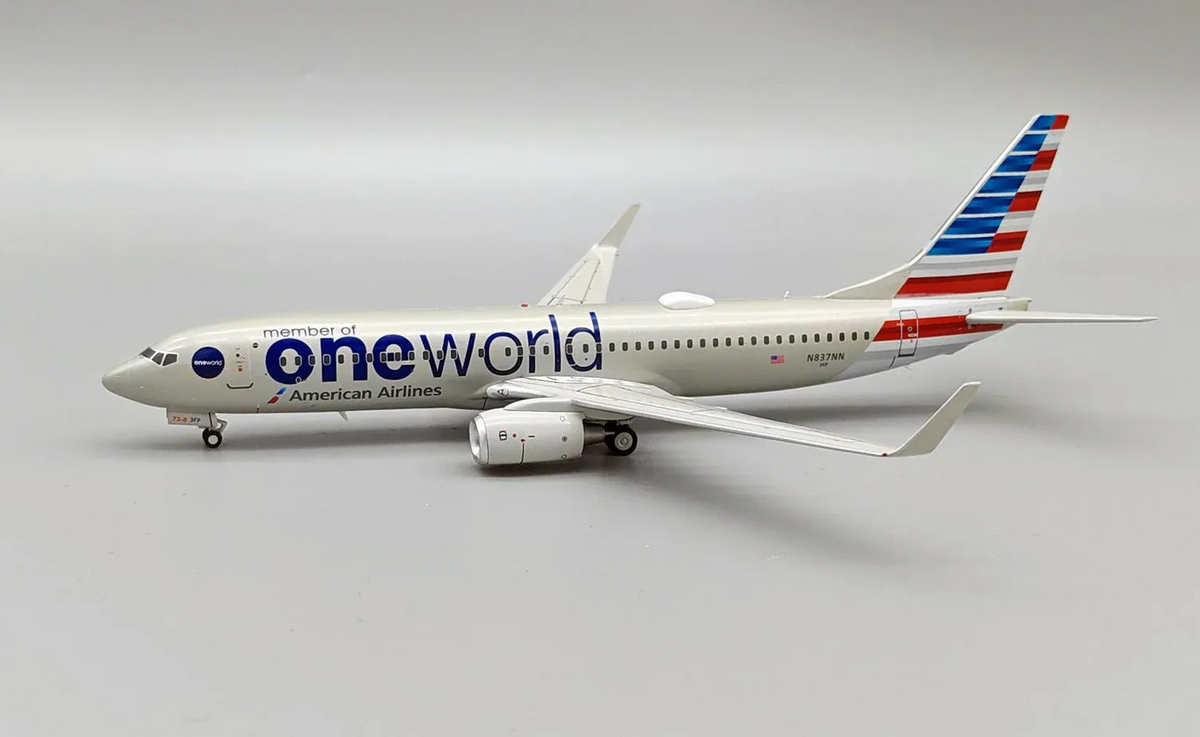 American Airlines 737-800 "OneWorld" N837NN InFlight200