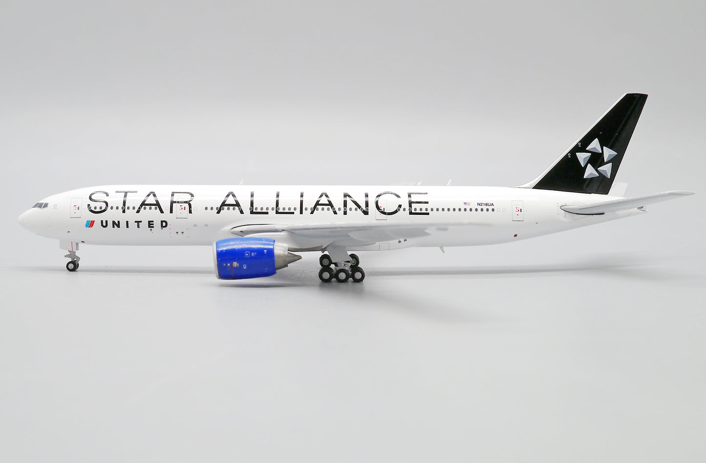United Airlines 777-200ER Star Alliance N218UA JC Wings 1:400