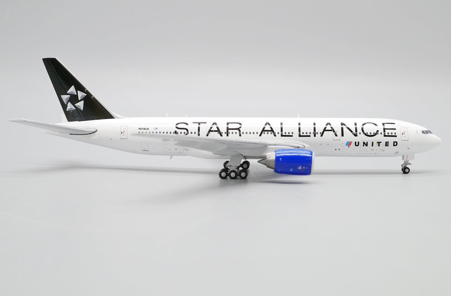 United Airlines 777-200ER Star Alliance N218UA JC Wings 1:400