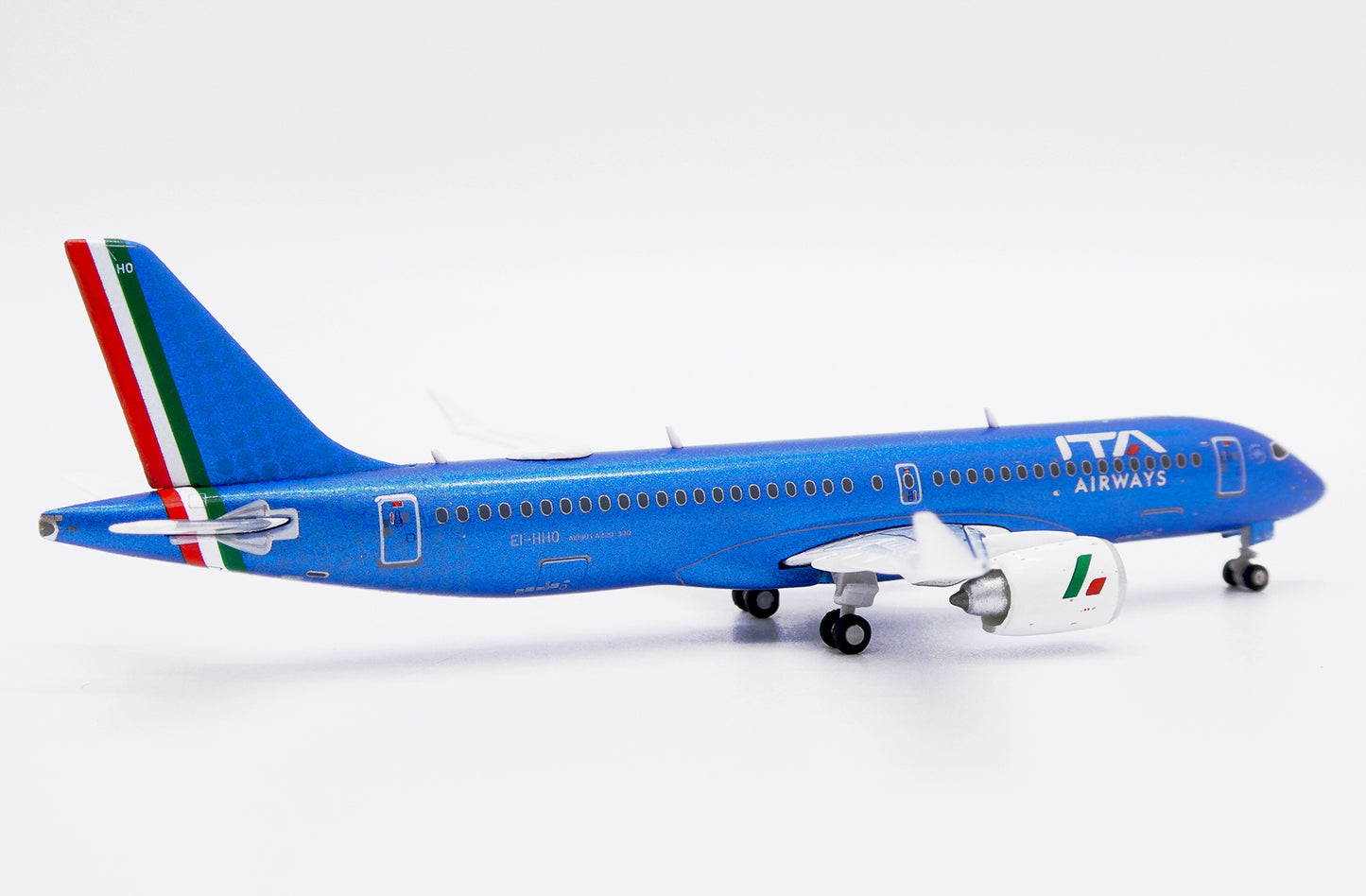 ITA Airways A220-300 EI-HHO JC Wings 1:400